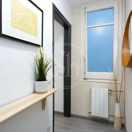 Lovely Near Sagrada Familia Appartement Barcelone