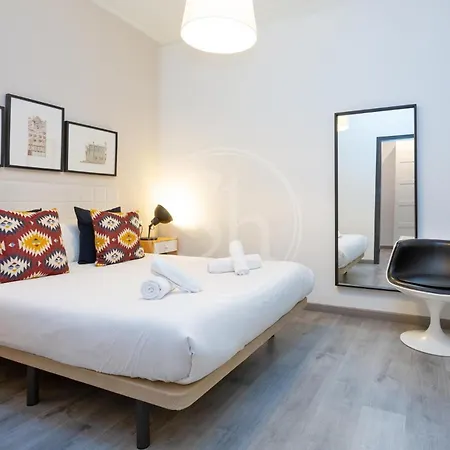 Appartement Lovely Near Sagrada Familia