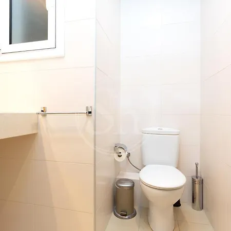Appartement Lovely Near Sagrada Familia